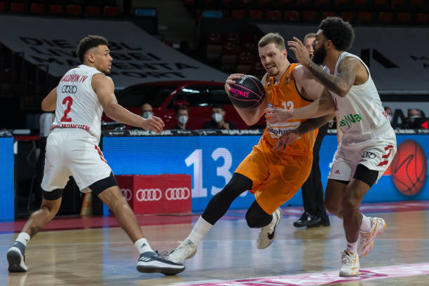 一次控诉 一次控诉