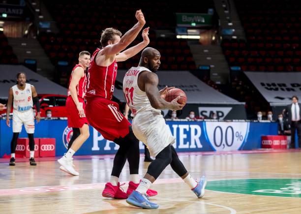 抢攻频频得 抢攻频频得