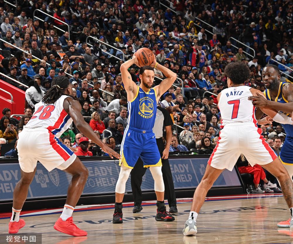 与此同时 与此同时